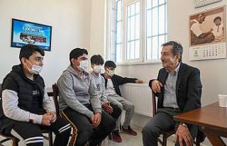 Başkan Ataç yenilenen merkezi inceledi