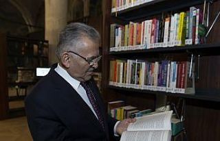 Başkan Büyükkılıç’ın söz verdiği 1038 kitap,...