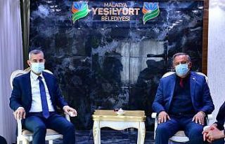 Başkan Çınar, Yeşilyurt muhtarlar dernek başkanı...