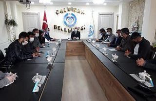 Başkan Ensari, teknik personelle bir araya geldi