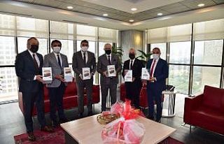 Başkan Ergün, meclis toplantısı öncesi belediye...