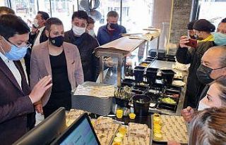 Başkan Özcan; “Pandemiye rağmen ticari işletmelerin...