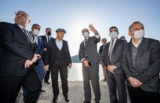 Başkan Soyer, selden etkilenen Balabandere Göletinde...