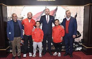 Başkan Togar’dan başarılı sporcuları ödül