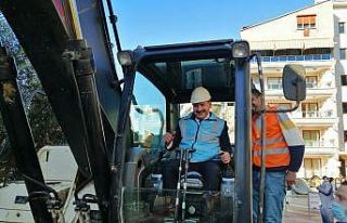 Başkan Yücel Yılmaz Erdek’te