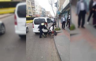 Batman’da trafik polisinden örnek davranış