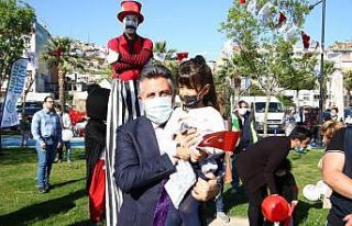 Bayraklı Belediyesinin 23 Nisan Şenlikleri’nde...
