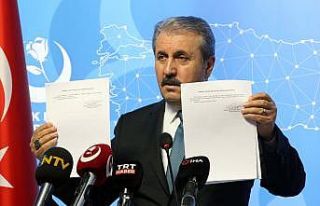 BBP Genel Başkanı Destici’den emekli amirallerin...