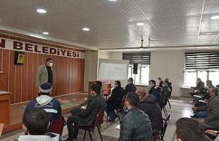 Belediye personeline ilk yardım eğitimi verildi