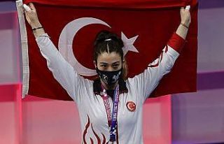 Berfin, Moskova’dan bronz ile döndü