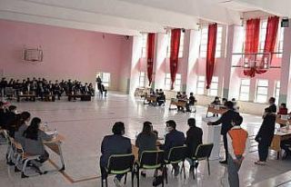 Besni’de ortaokullar arası bilgi yarışması