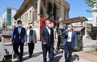 Beyazgül saha gezilerini sürdürüyor