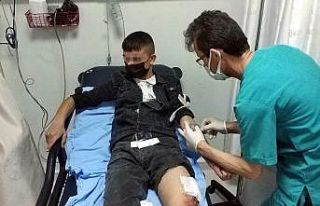 Bıçaklanan 17 yaşındaki genç hastanelik oldu