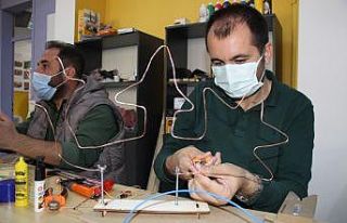 Bingöl’de atölyeler kuruldu, öğrencilere ders...