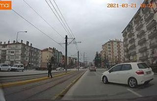 Bir anlık dikkatsizlik kazaya neden oluyordu