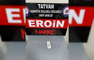 Bitlis’te bir kişinin üst aramasında eroin ele...