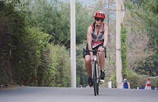 Bodrum’da triatlon yarışı düzenlendi
