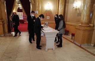 Bosnalı General Divjak, son yolculuğuna uğurlandı