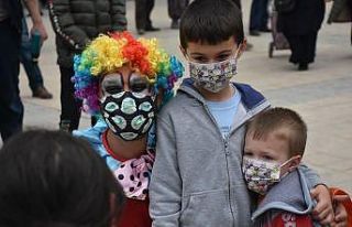 Boyabat’ta çocuklara özel Ramazan sokak gösterileri