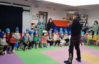 Bozyazı’da anaokulu öğrencilerine trafik ve güvenlik...