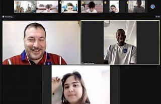 Bryant Dunston, One Team Projesi katılımcılarıyla...