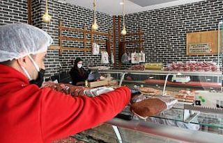 Bu kasapta her şey şehit ailelerine ücretsiz