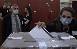 Bulgaristan vatandaşları Kırklareli’nde oylarını...