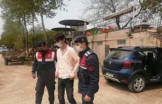 Bursa İznik’te bir otomobilde uyuşturucu ele geçirildi