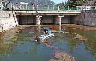 Bursa’da barajlarda hummalı temizlik