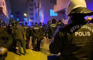 Bursa’da gergin gece: Çevik kuvvet müdahale etti,...