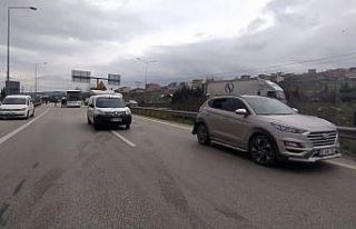 Bursa’da şehirler arası yolcu otobüsü tırla...