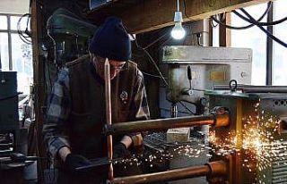 Bursalı 72 yaşındaki soba ustası gençlere taş...