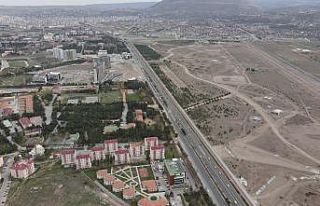 Büyükkılıç, "Talas Bulvarı’na 1 şerit...