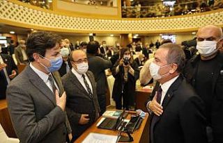 Büyükşehir Belediye Meclisi, Muhittin Böcek başkanlığında...