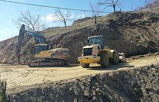 Büyükşehir Belediyesi yol yapım çalışmalarını...