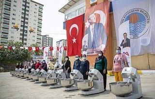 Büyükşehir Belediyesinden Tarsuslu kadınlara 25...