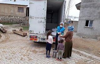 Çaldıran Belediyesinden 600 kişiye sıcak yemek