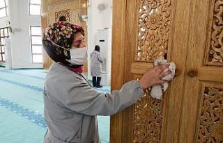 Camilerde Ramazan ayı temizliği
