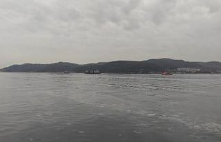 Çanakkale Boğazı’ndan apartman geçti