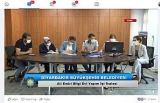 Canlı ihale yayınlarıyla 353 milyon lira belediyenin...