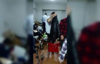 Canlı yayındaki sıra gecesine polis baskını