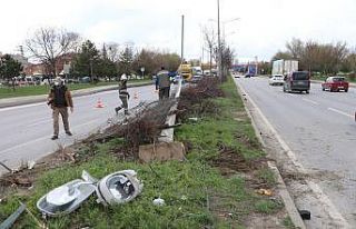 Çevre yolunda 4 aracın karıştığı kazada 2 kişi...