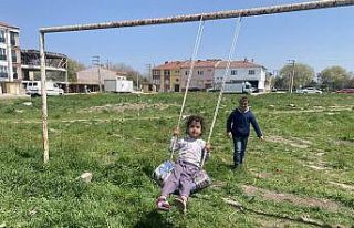 Çocuklardan mutluluğun resmi