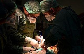 Çorum’da ilk kez kapalı kalın bağırsak ameliyatı...