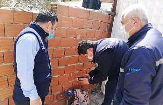 Daire Başkanı Akbaş, endeks okuma personeli ile...