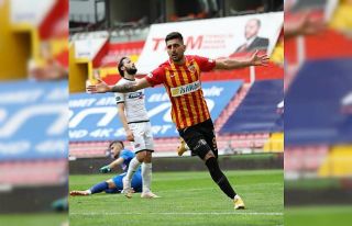 Daniel Avramovski 2 gol attı