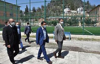 Demir, Çamlıyayla’daki spor tesislerinde incelemelerde...