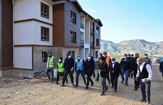 Deprem evleri tamamlanıyor