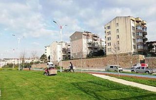 Derince’de peyzaj çalışmaları sürüyor