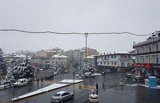 Develi beyaza büründü